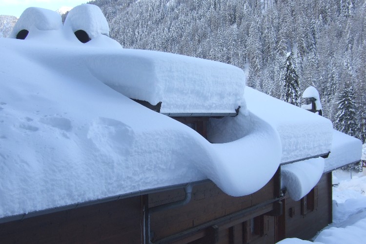 Val d''Ultimo innevata.